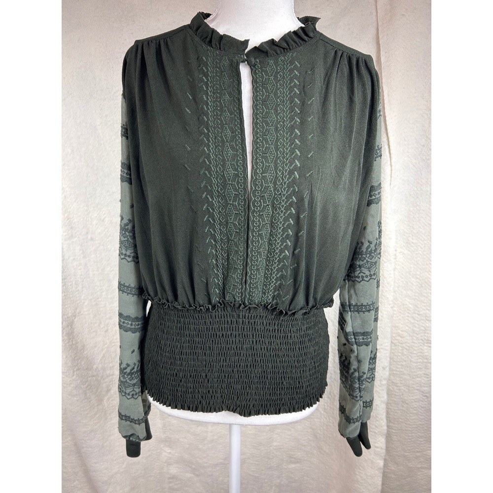 Gimmicks by BKE Boho Chic Western Embroidered Smocked Peasant Blouse Green Sm